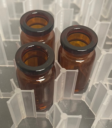 ISO 2R amber nested sterile vials